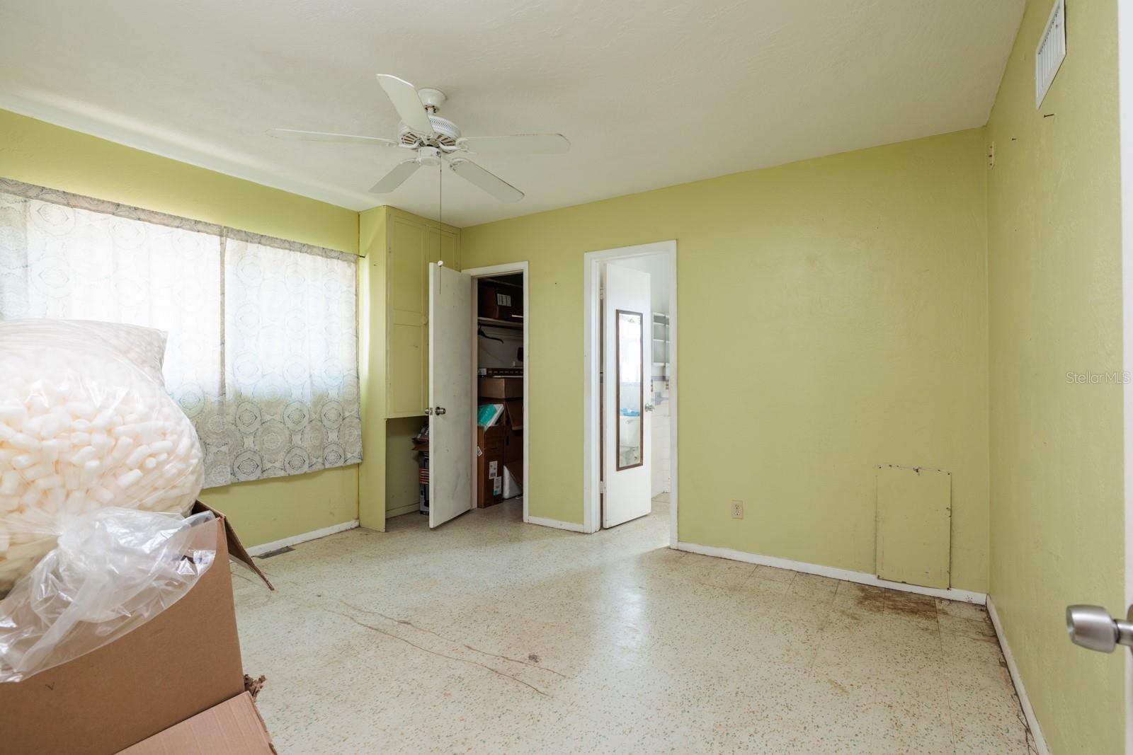 9469 TREASURE LN NE, ST PETERSBURG, FL, 33702