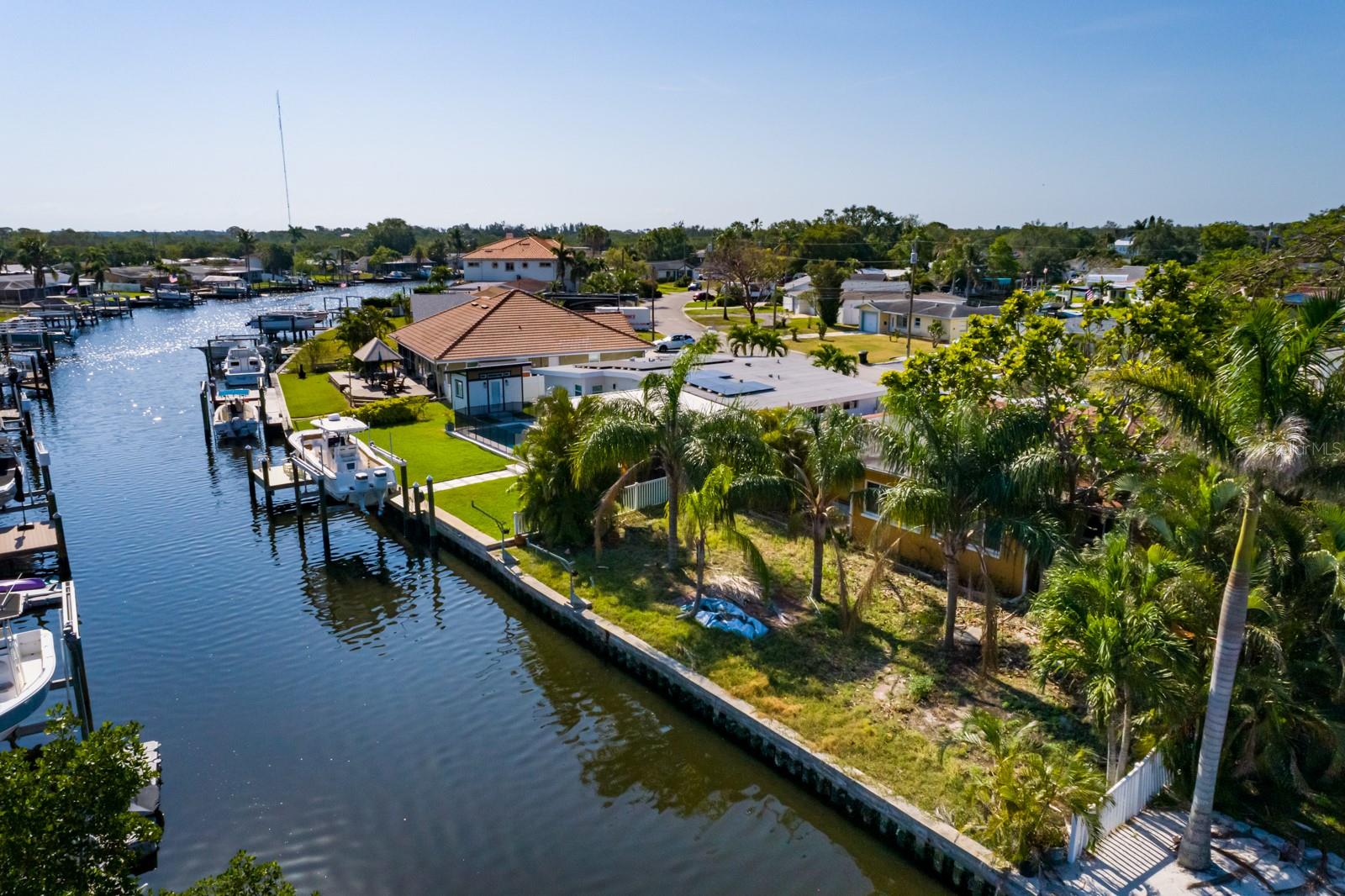 9469 TREASURE LN NE, ST PETERSBURG, FL, 33702