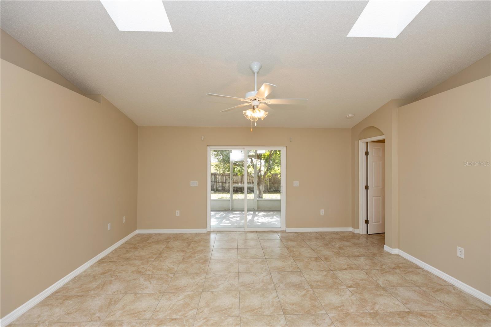 801 COLEMAN AVE, DELTONA, FL, 32725