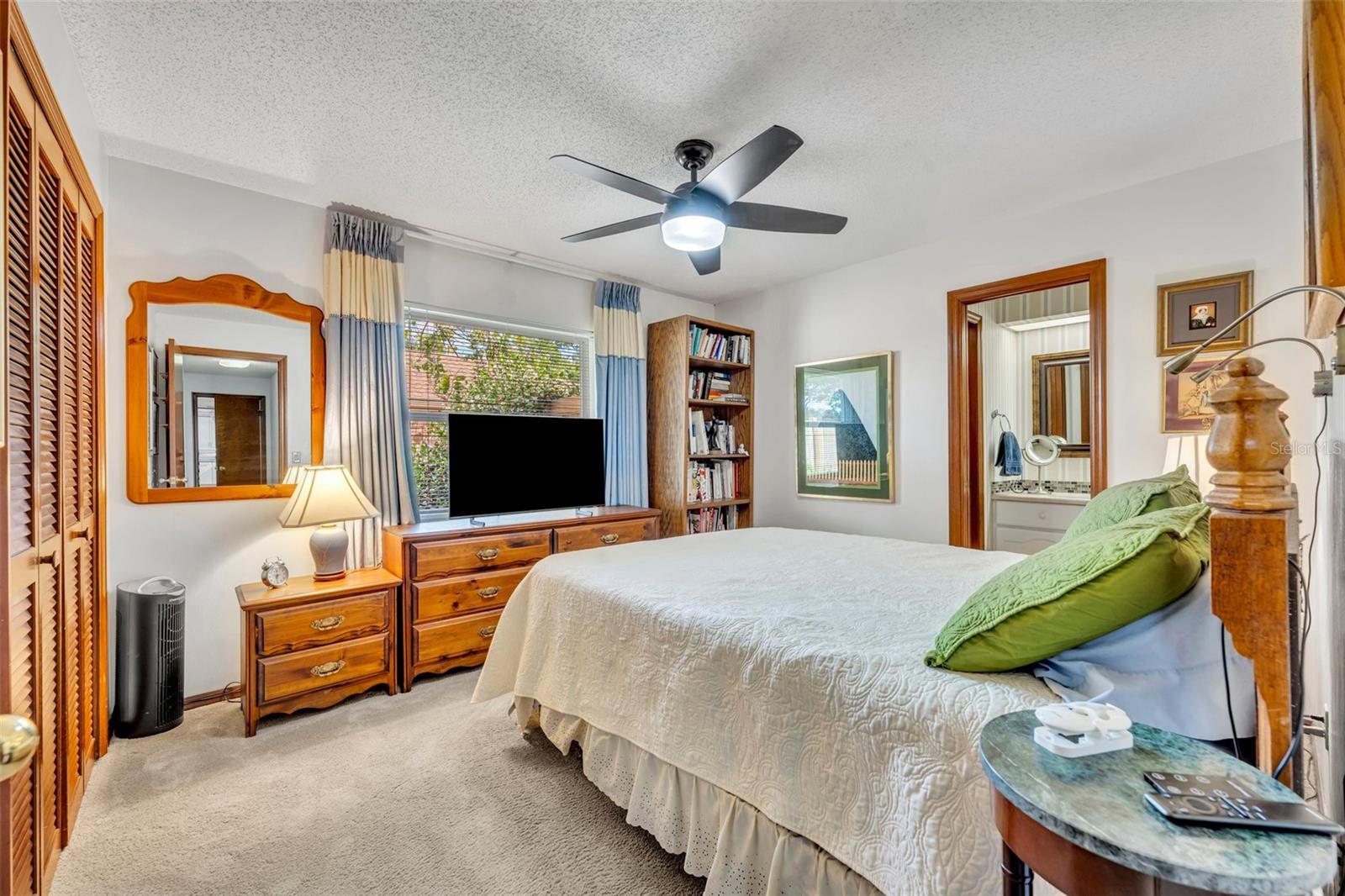 3960 LAKE MIRA DR DR, ORLANDO, FL, 32817