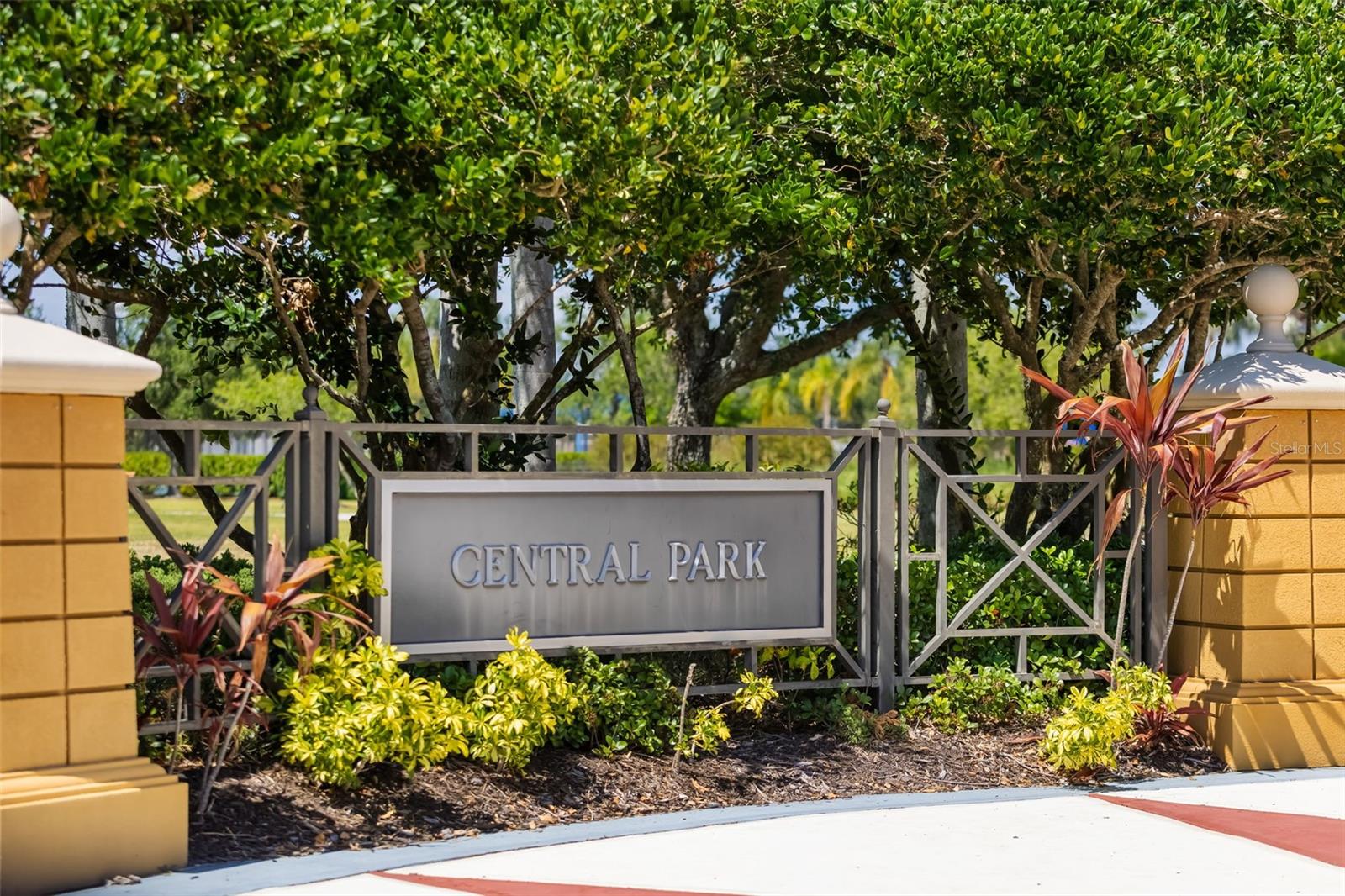 11634 PIEDMONT PARK XING, BRADENTON, FL, 34211