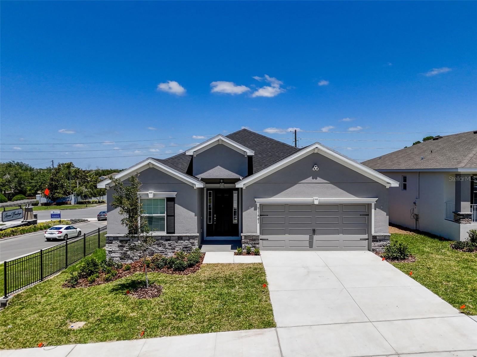 1121 MOUNTAIN FLOWER LN, DAVENPORT, FL, 33837
