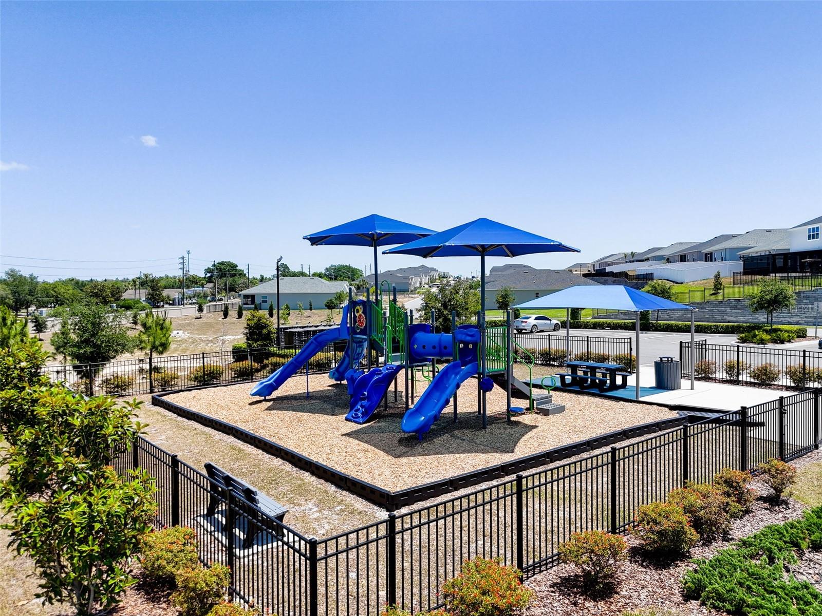 1121 MOUNTAIN FLOWER LN, DAVENPORT, FL, 33837