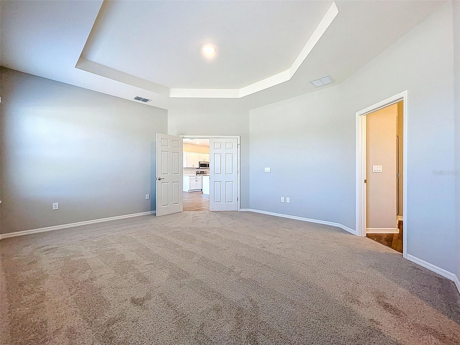 1121 MOUNTAIN FLOWER LN, DAVENPORT, FL, 33837