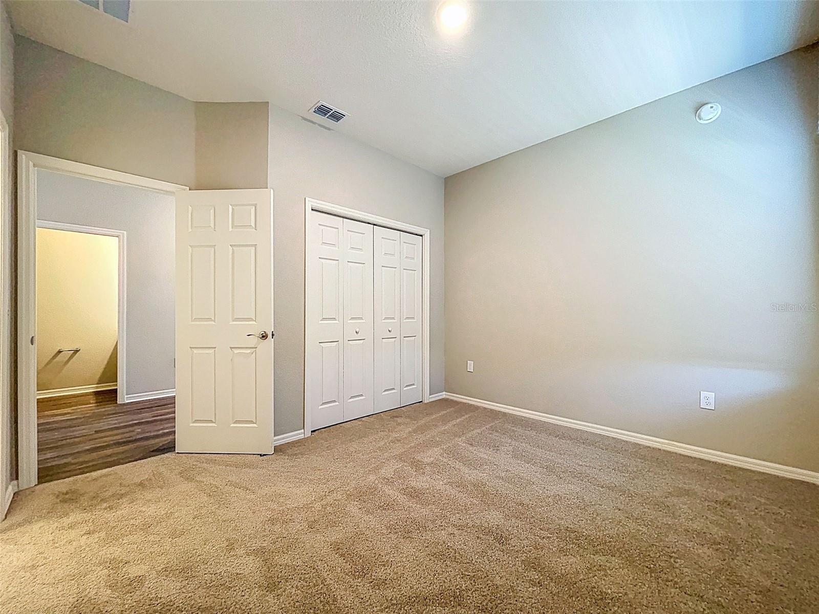 1121 MOUNTAIN FLOWER LN, DAVENPORT, FL, 33837