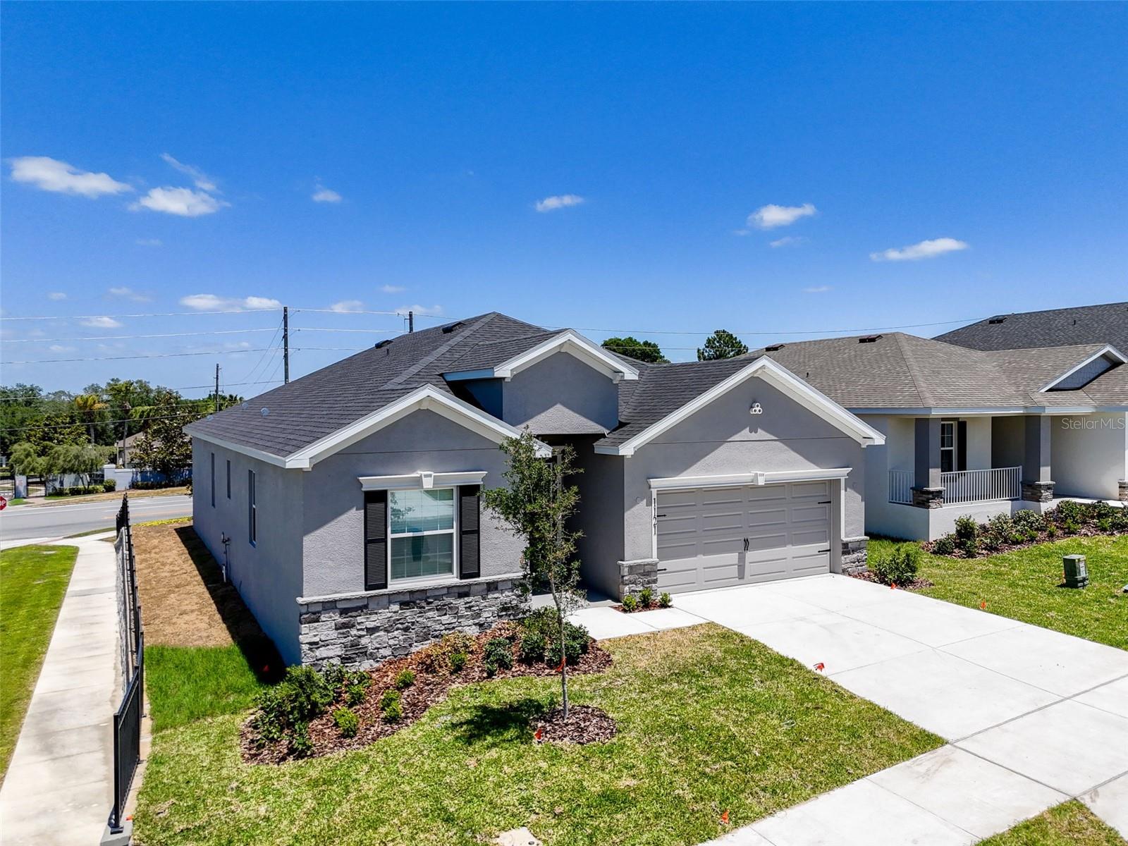 1121 MOUNTAIN FLOWER LN, DAVENPORT, FL, 33837