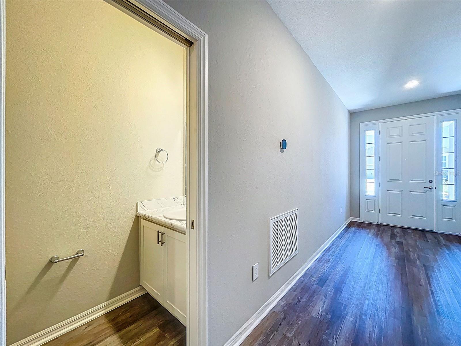1121 MOUNTAIN FLOWER LN, DAVENPORT, FL, 33837