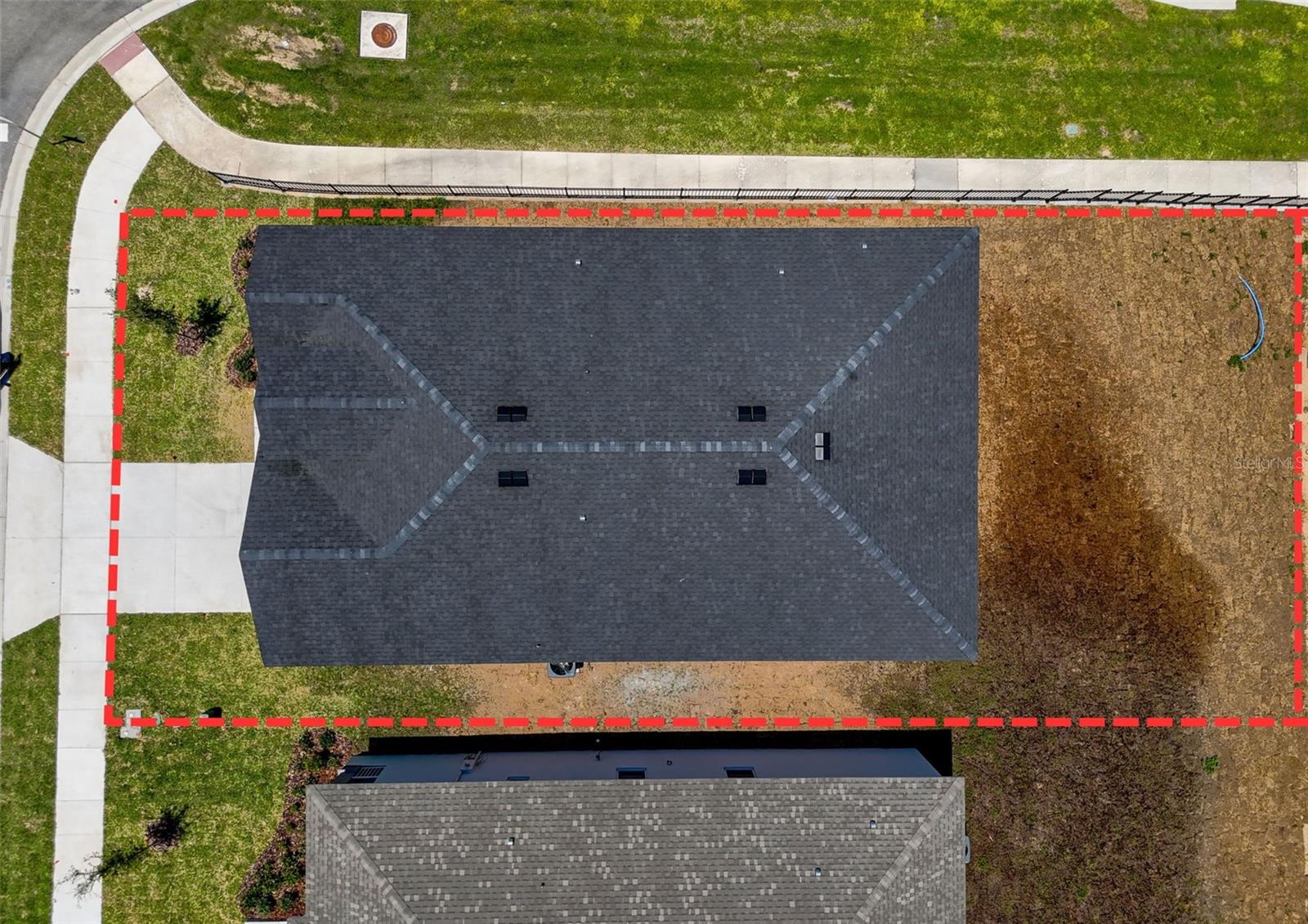 1121 MOUNTAIN FLOWER LN, DAVENPORT, FL, 33837