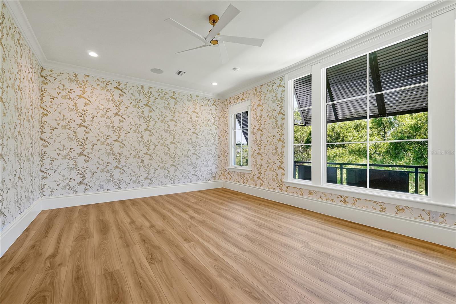 O6304800 Property Photo