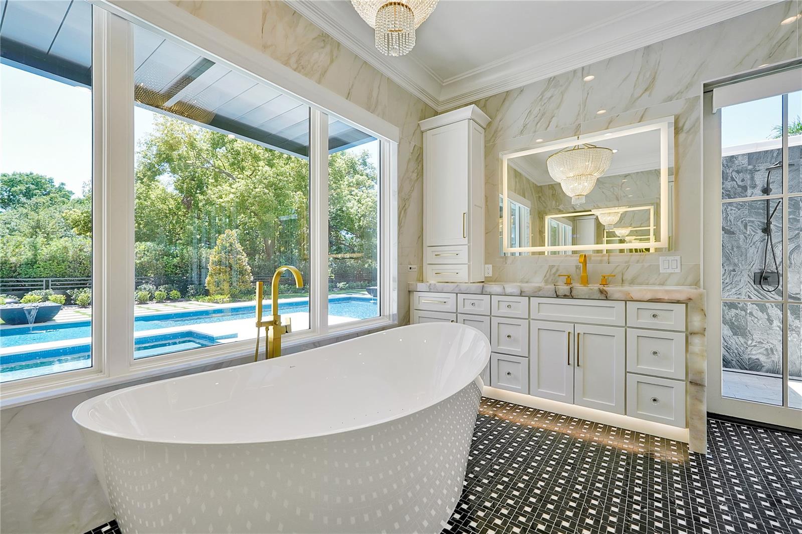 O6304800 Property Photo