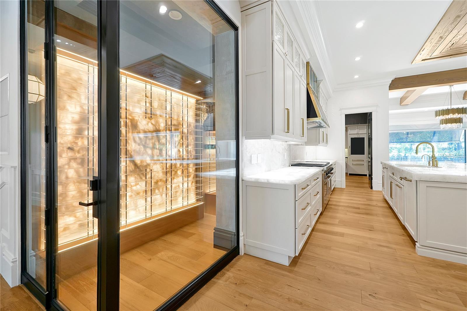 O6304800 Property Photo