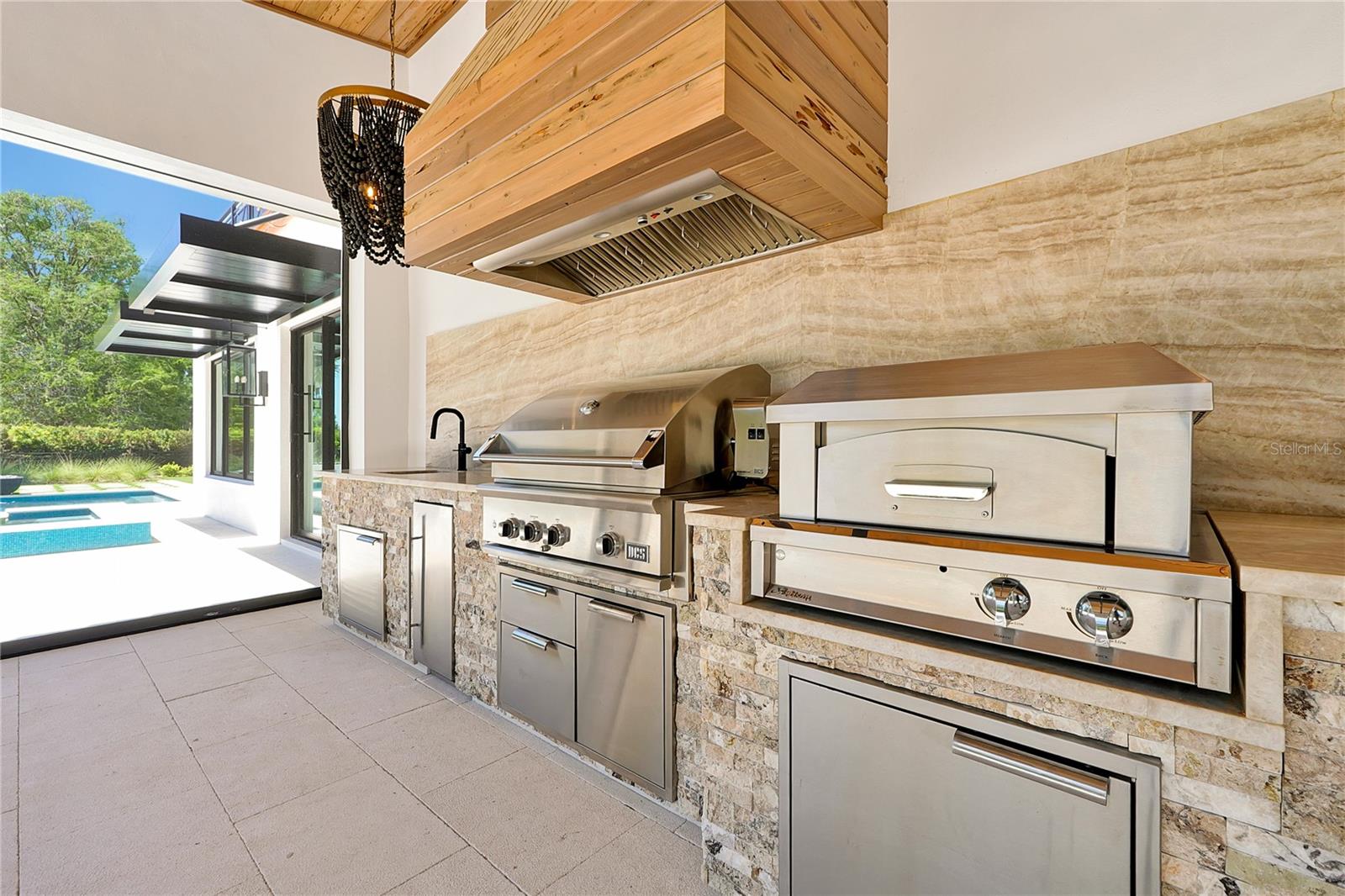 O6304800 Property Photo