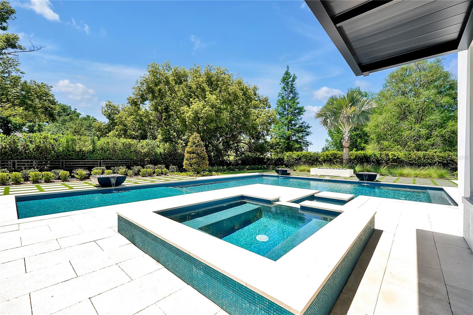 O6304800 Property Photo