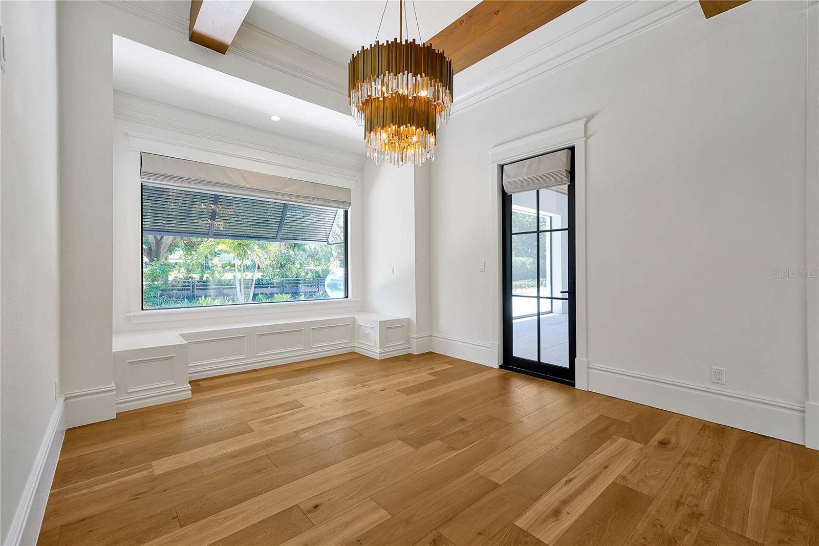 O6304800 Property Photo