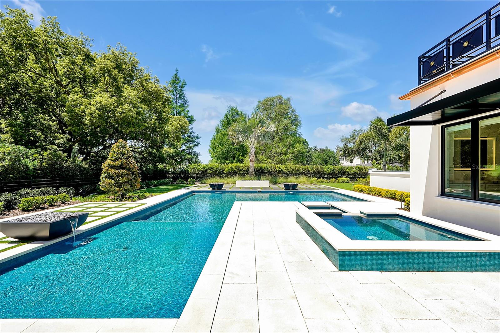 O6304800 Property Photo