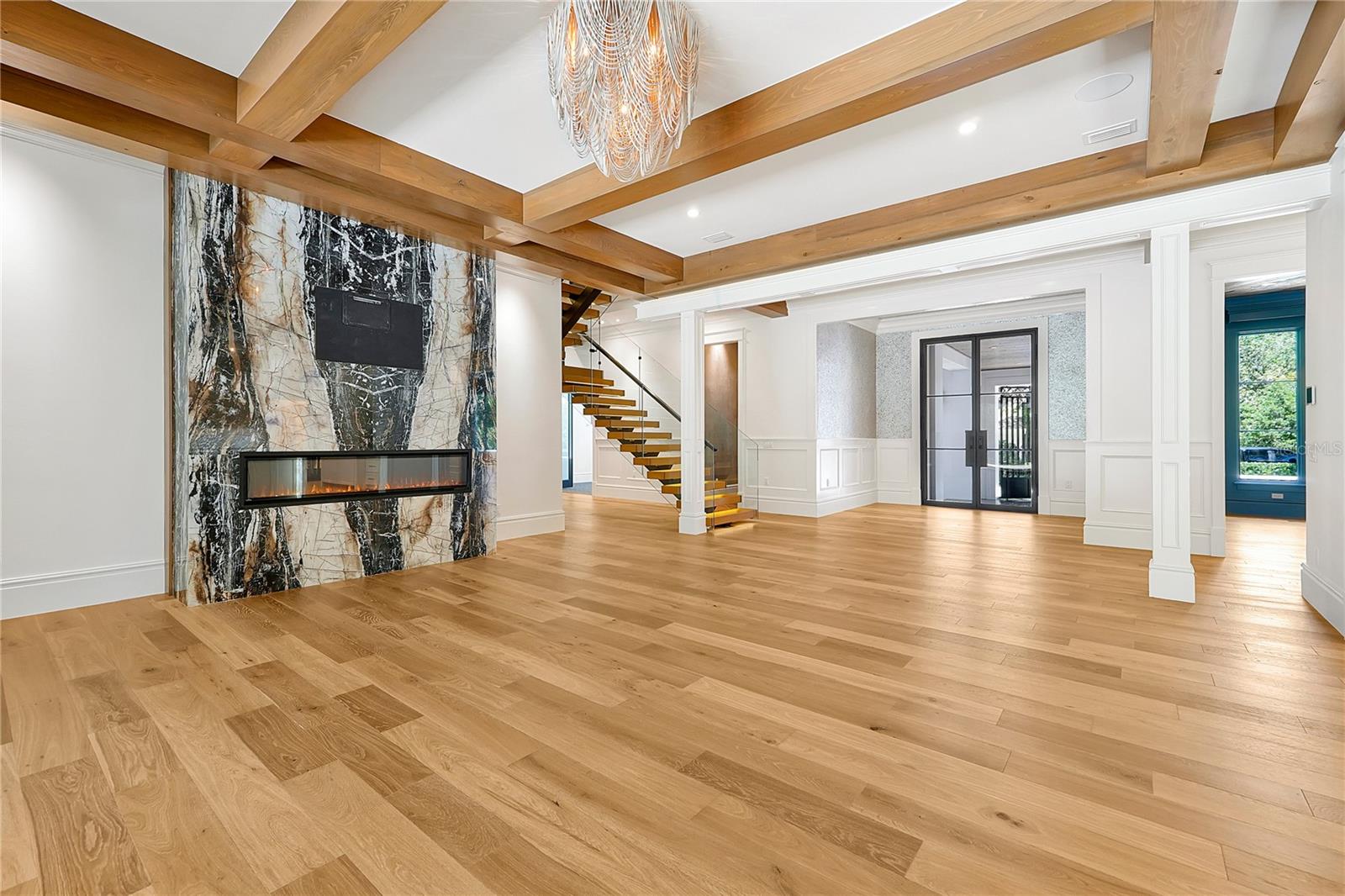 O6304800 Property Photo