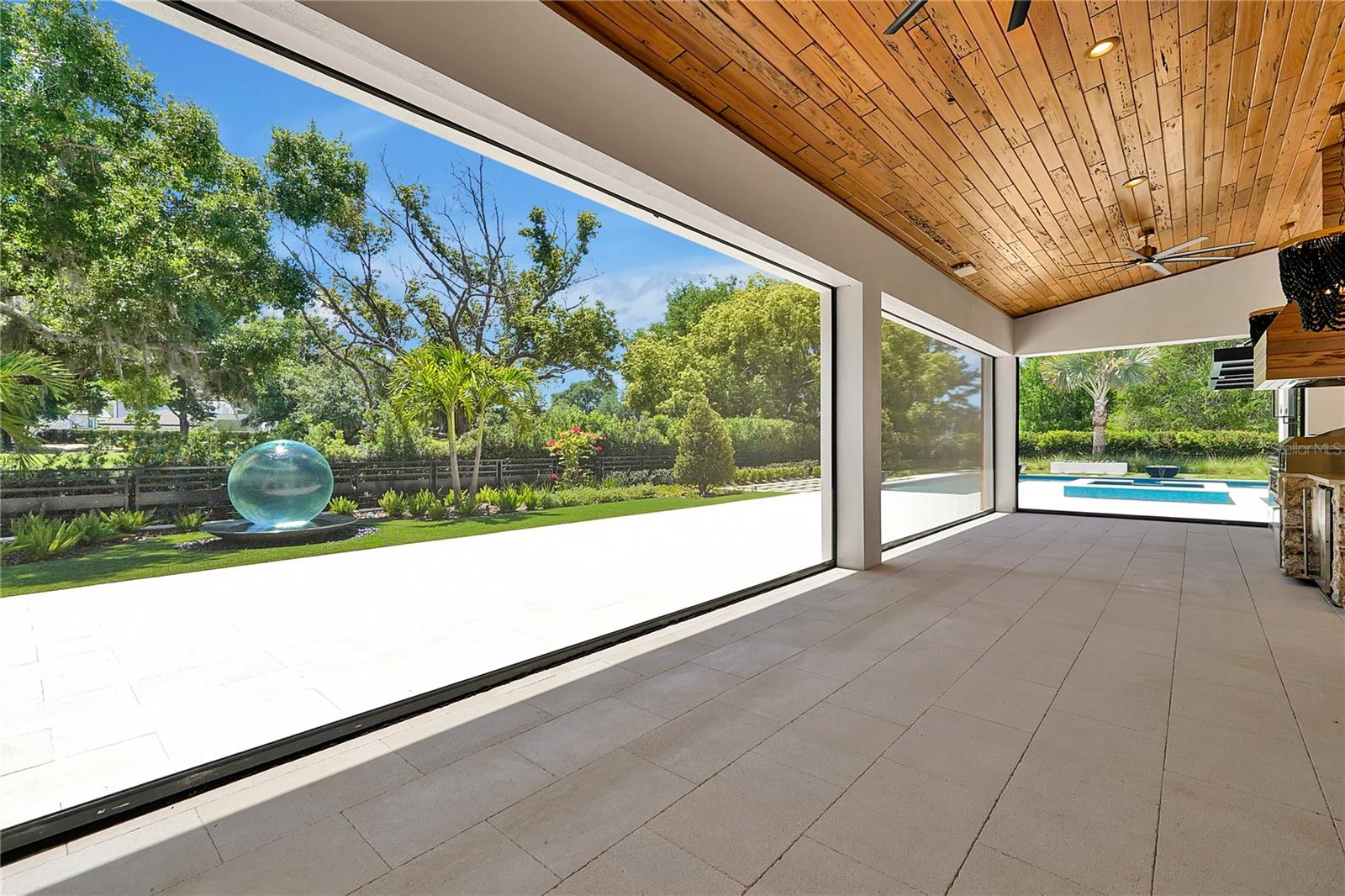 O6304800 Property Photo