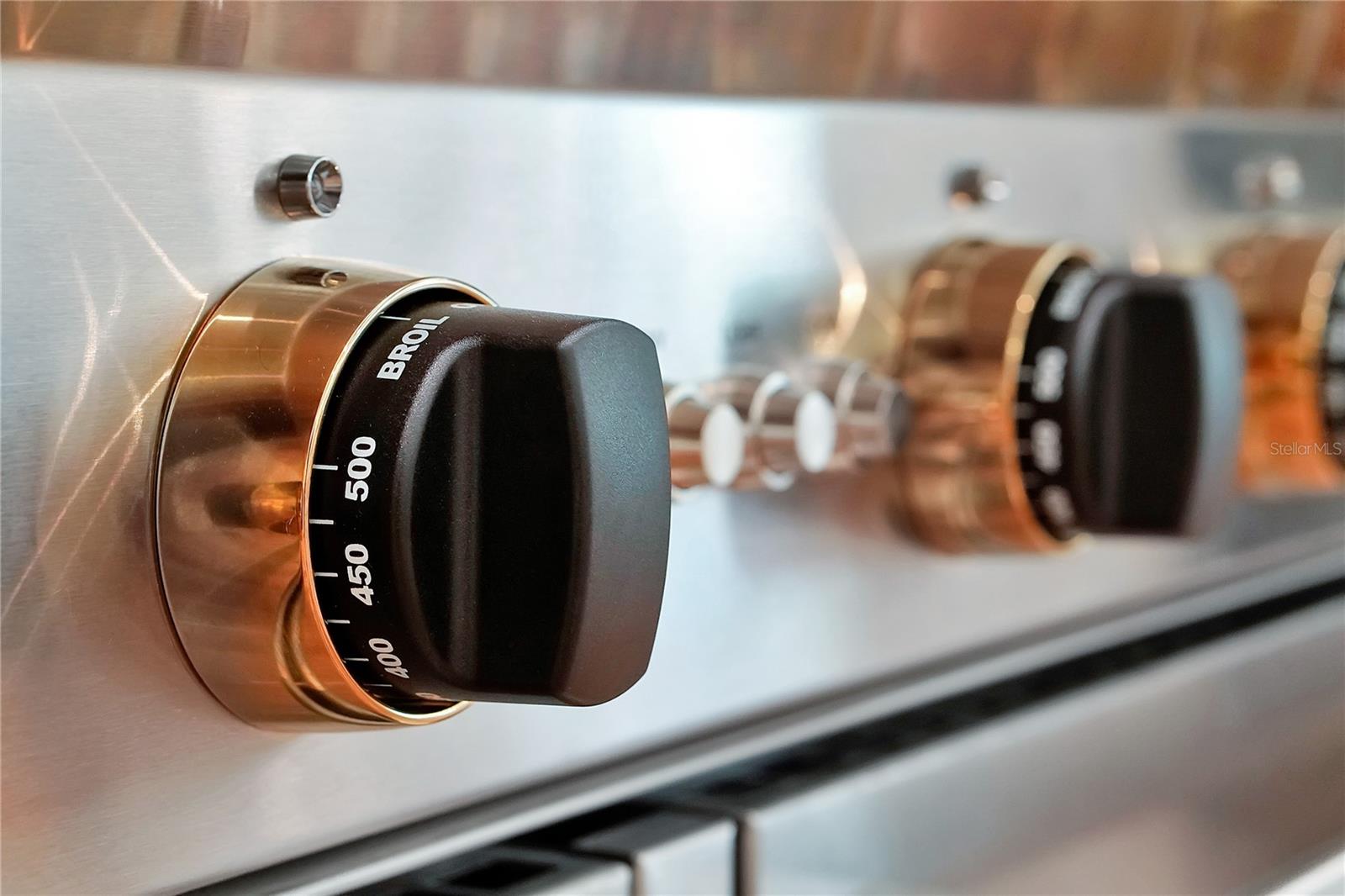 O6304800 Property Photo