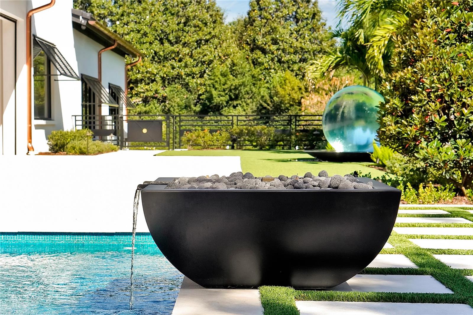 O6304800 Property Photo