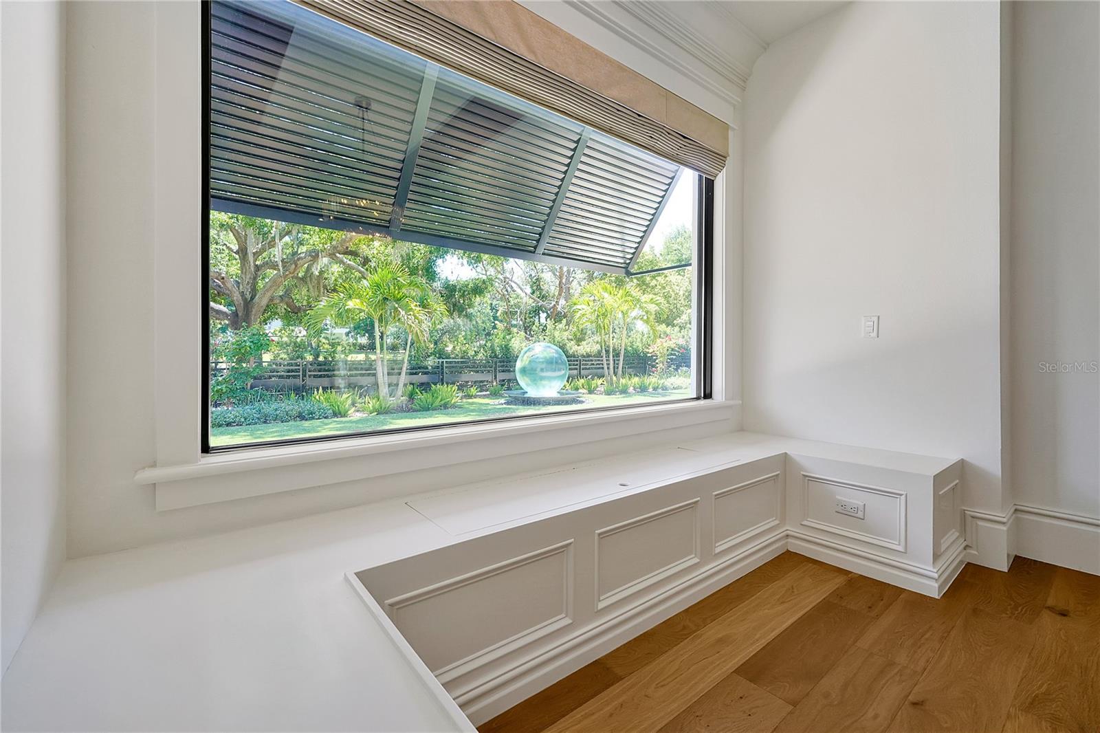 O6304800 Property Photo