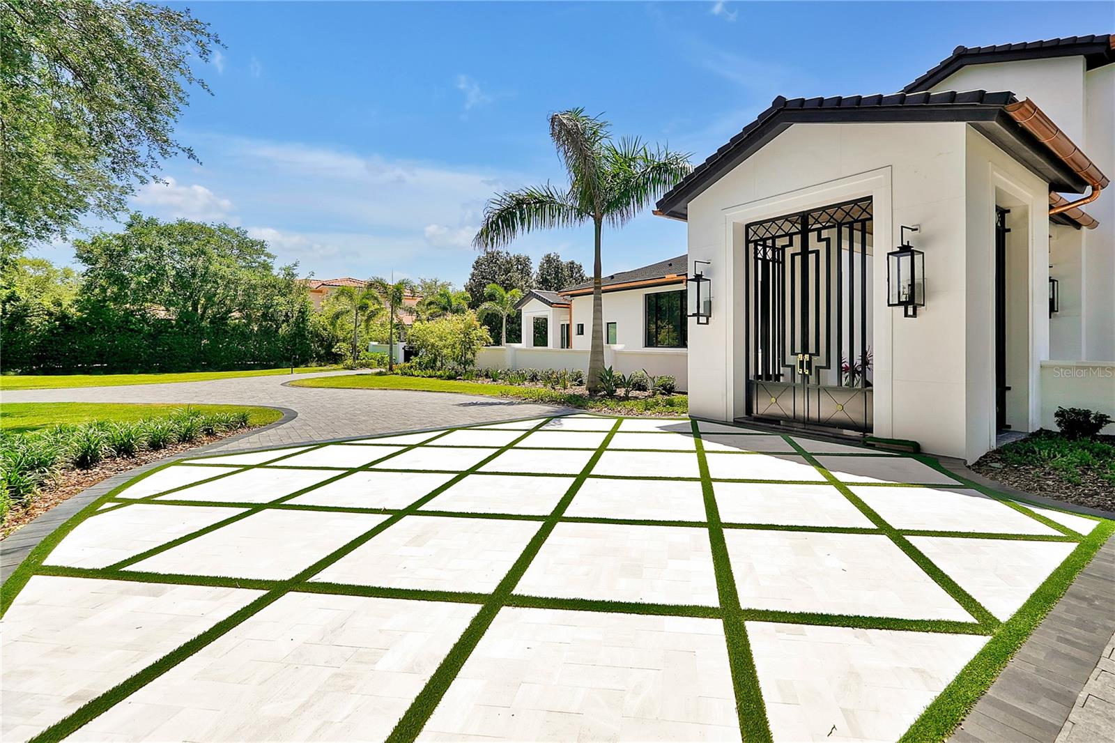 O6304800 Property Photo