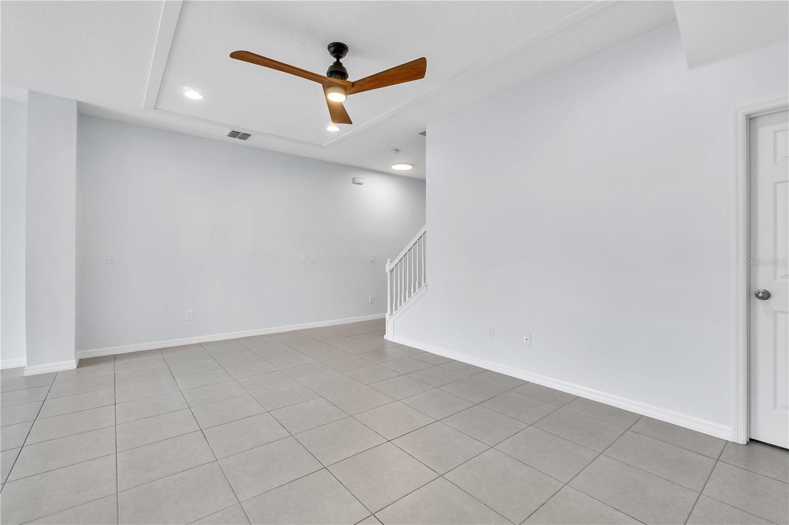 1262 E 10TH ST, APOPKA, FL, 32703