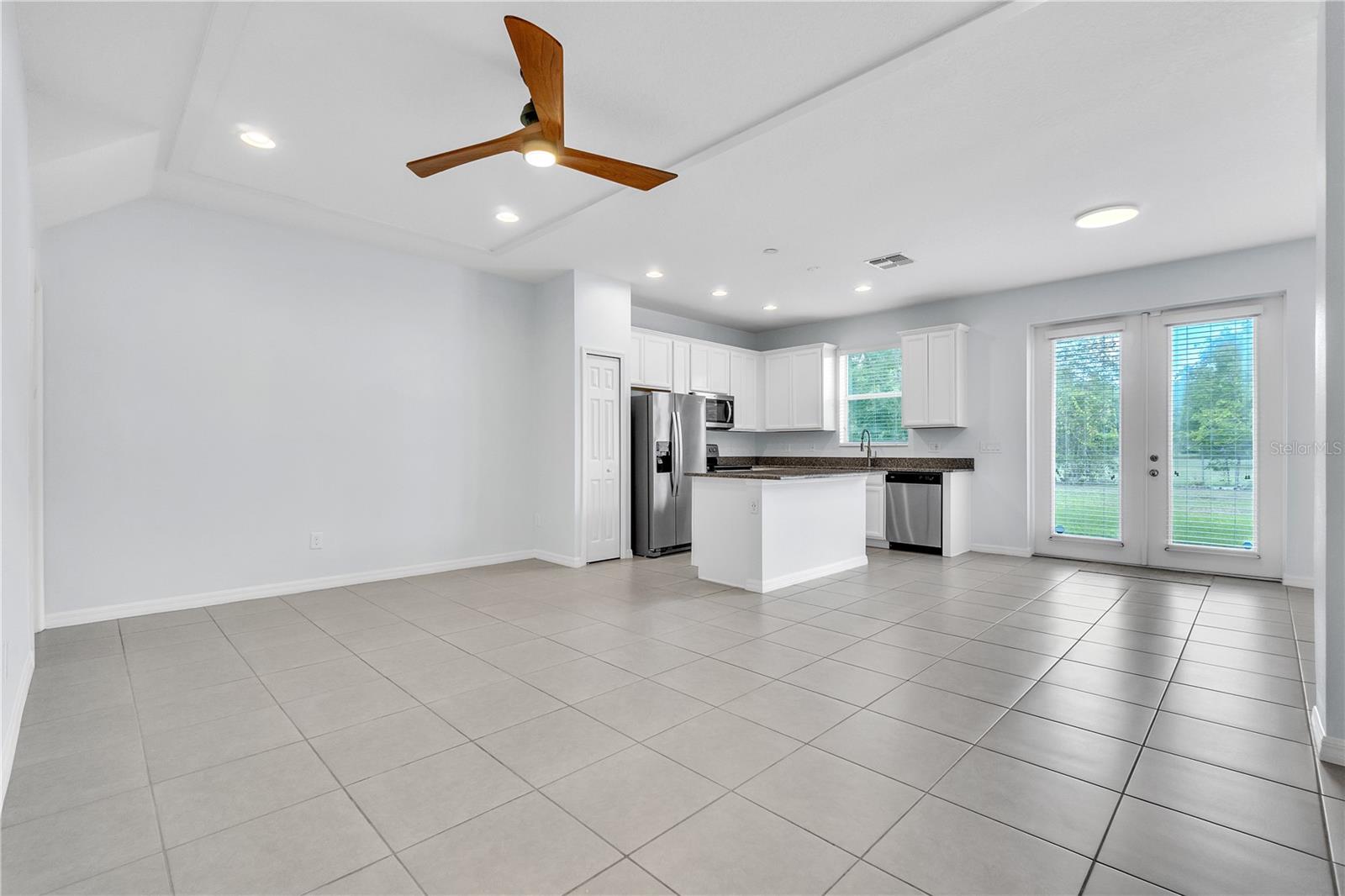 1262 E 10TH ST, APOPKA, FL, 32703