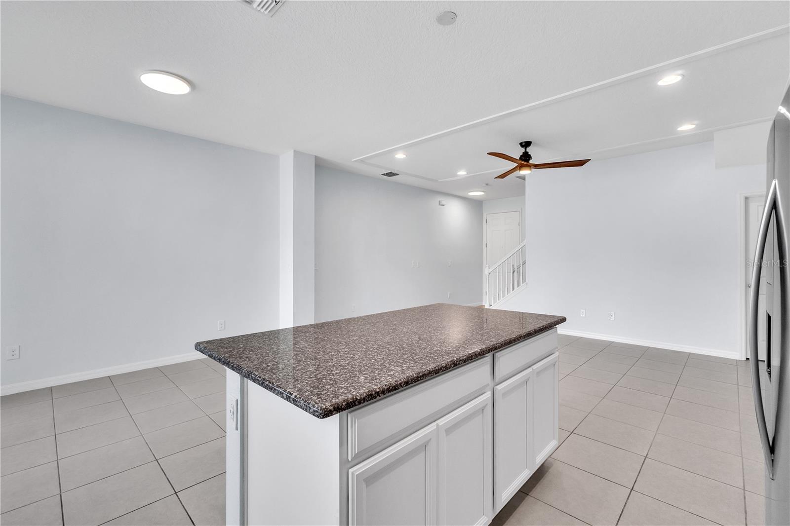 1262 E 10TH ST, APOPKA, FL, 32703
