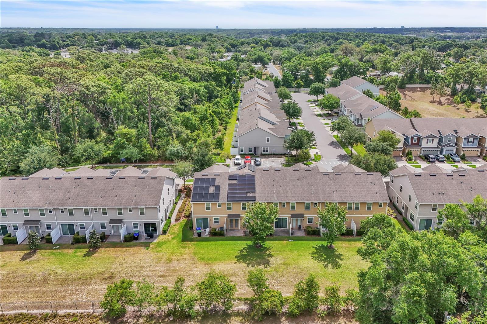 1262 E 10TH ST, APOPKA, FL, 32703