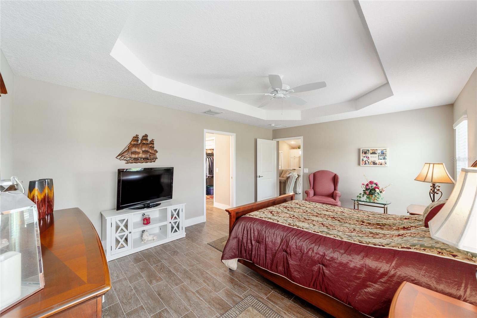 560 CAPUTO CT, THE VILLAGES, FL, 32163
