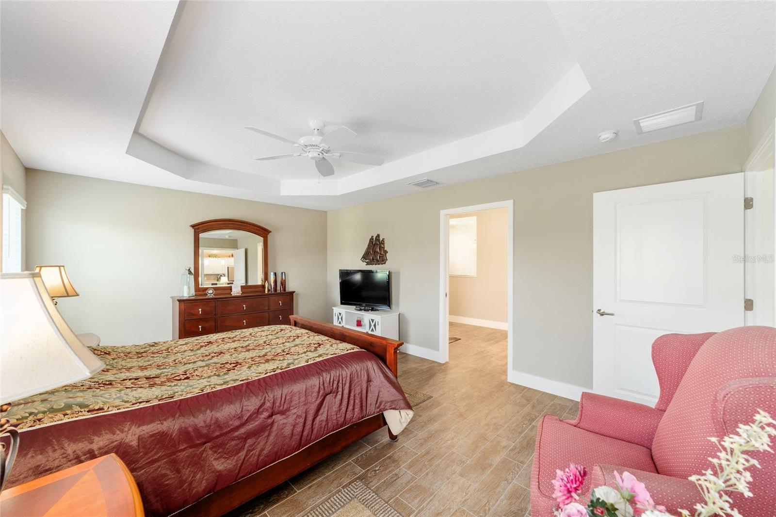 560 CAPUTO CT, THE VILLAGES, FL, 32163