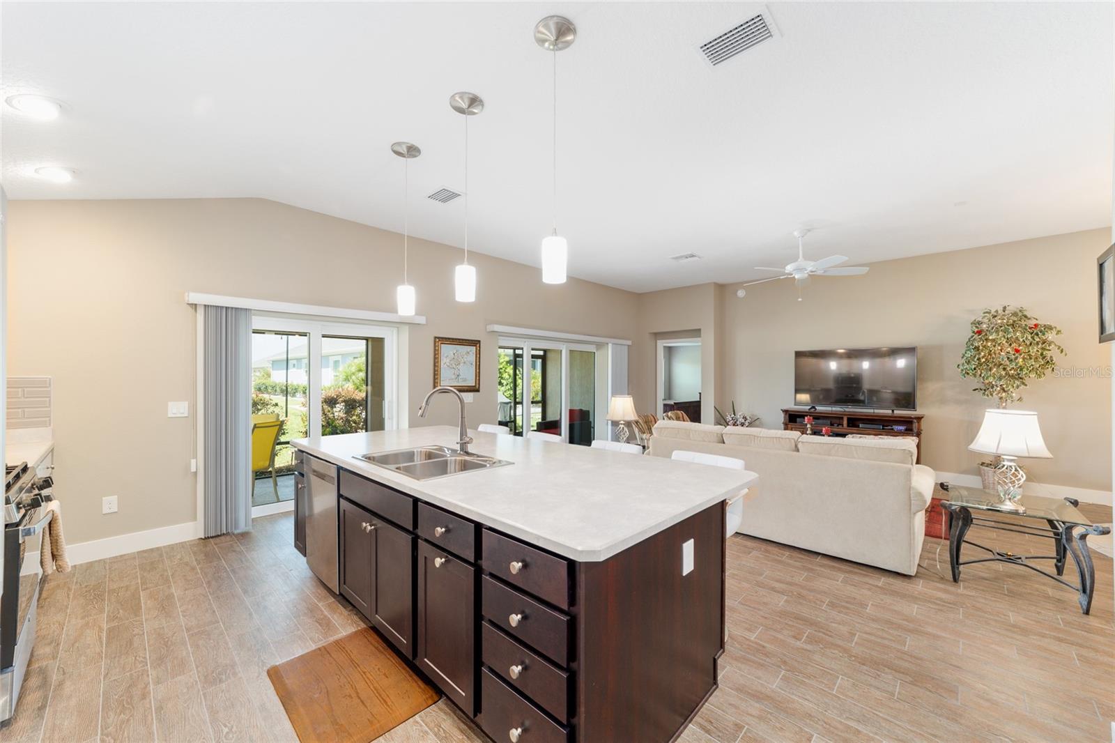 560 CAPUTO CT, THE VILLAGES, FL, 32163