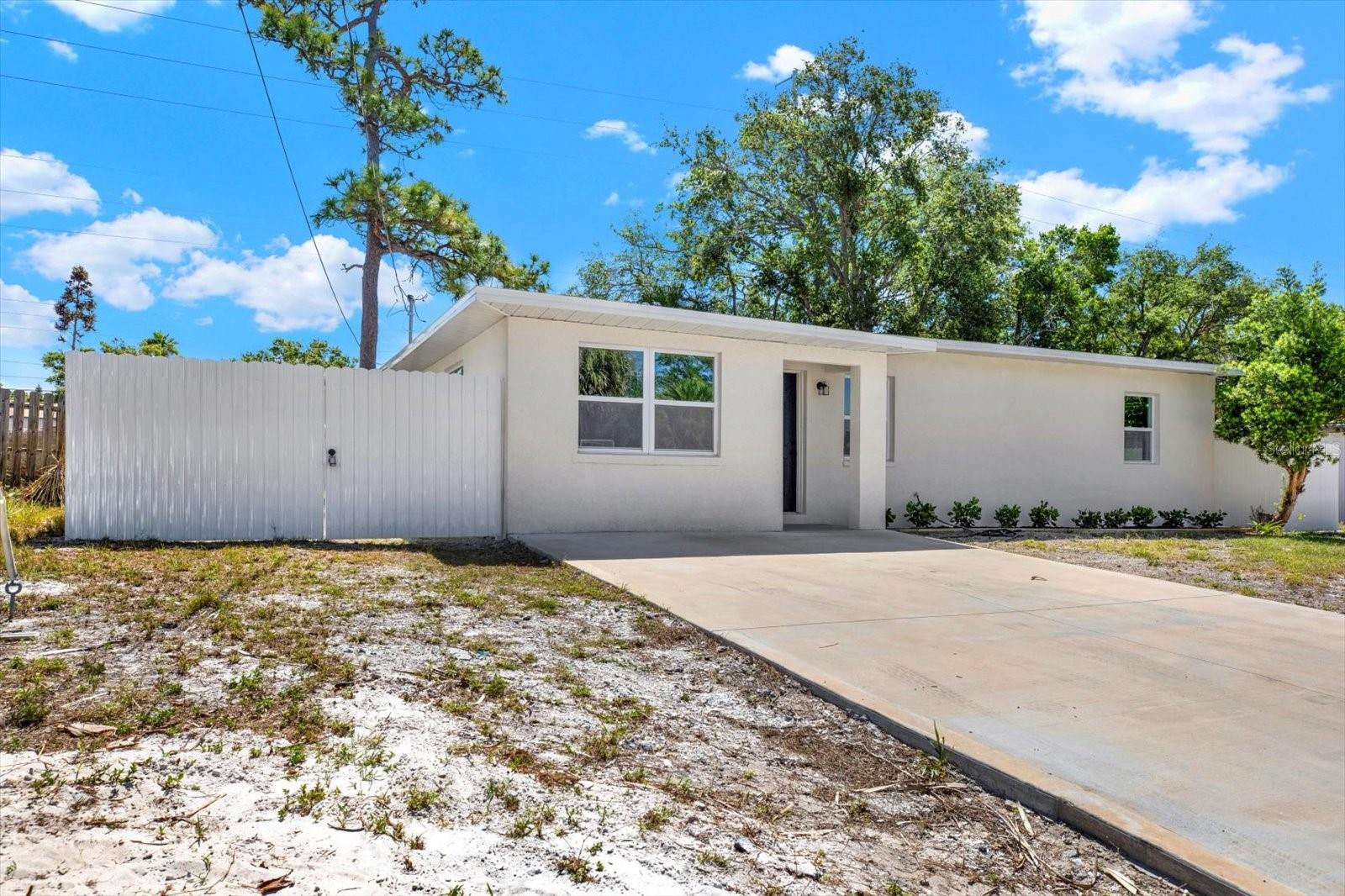 1235 STOCKTON DR, CLEARWATER, FL, 33755