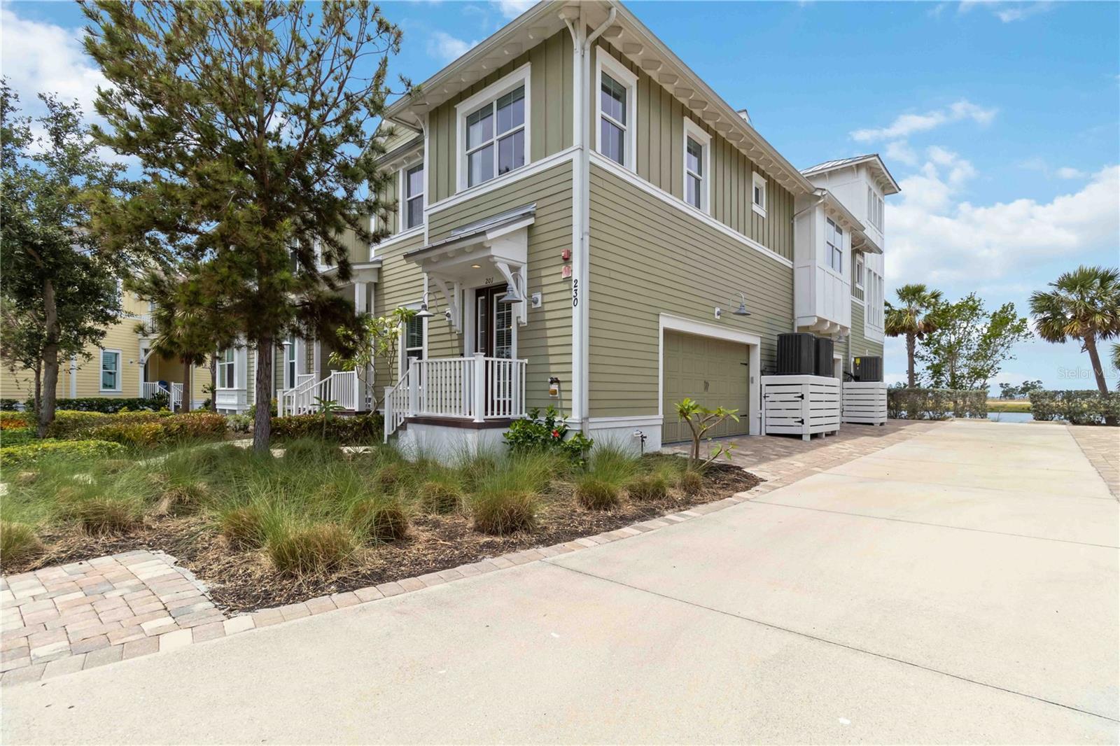 230 SAPPHIRE LAKE DR #201, BRADENTON, FL, 34209