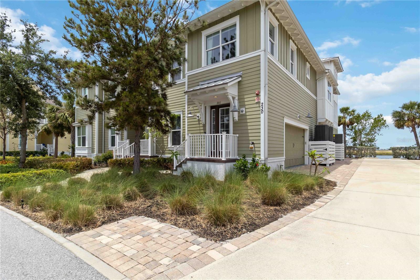 230 SAPPHIRE LAKE DR #201, BRADENTON, FL, 34209