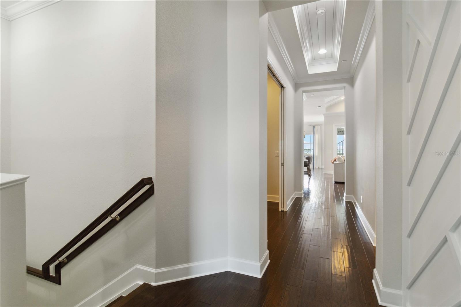 230 SAPPHIRE LAKE DR #201, BRADENTON, FL, 34209