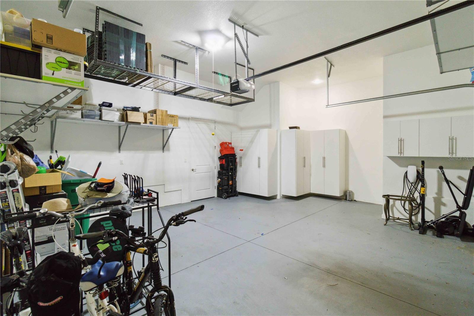 230 SAPPHIRE LAKE DR #201, BRADENTON, FL, 34209