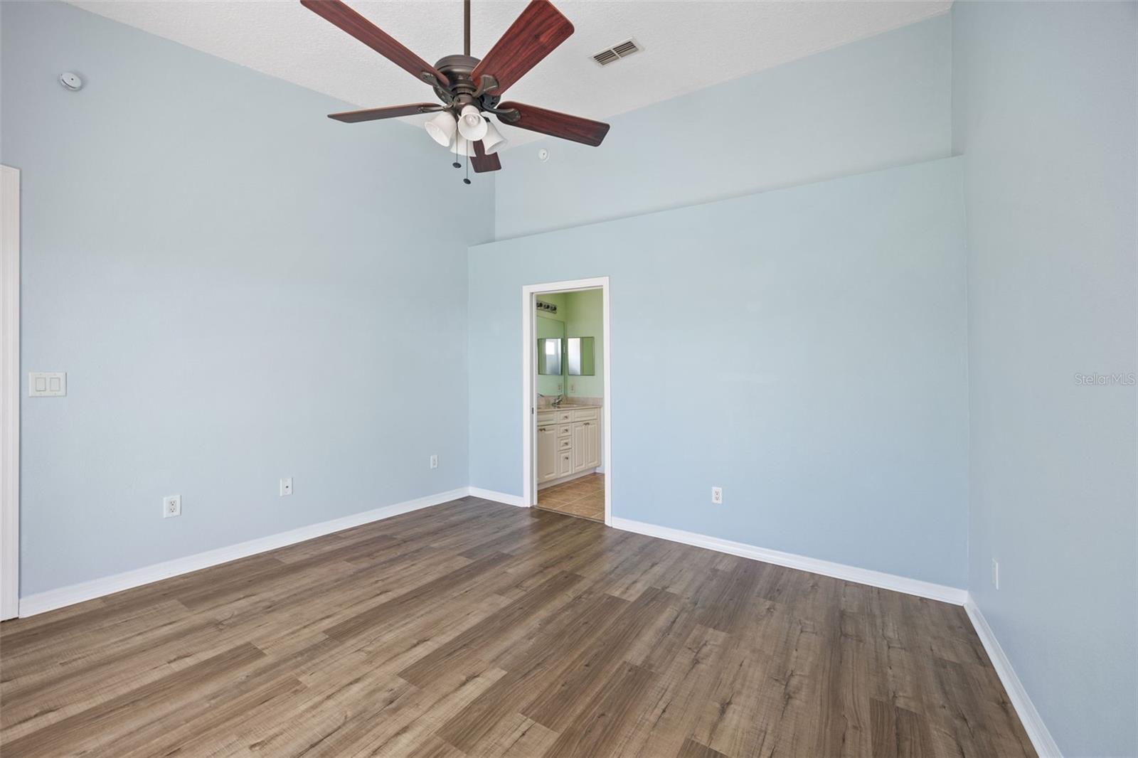 5492 COMPASS PT, OXFORD, FL, 34484