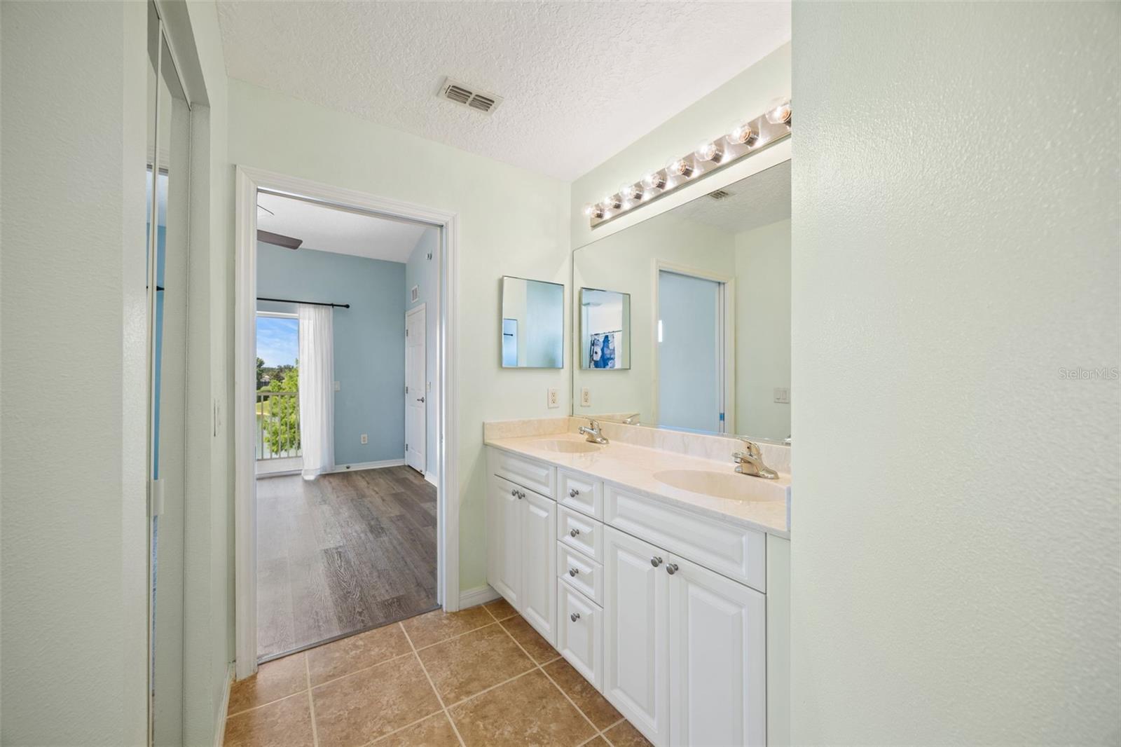 5492 COMPASS PT, OXFORD, FL, 34484