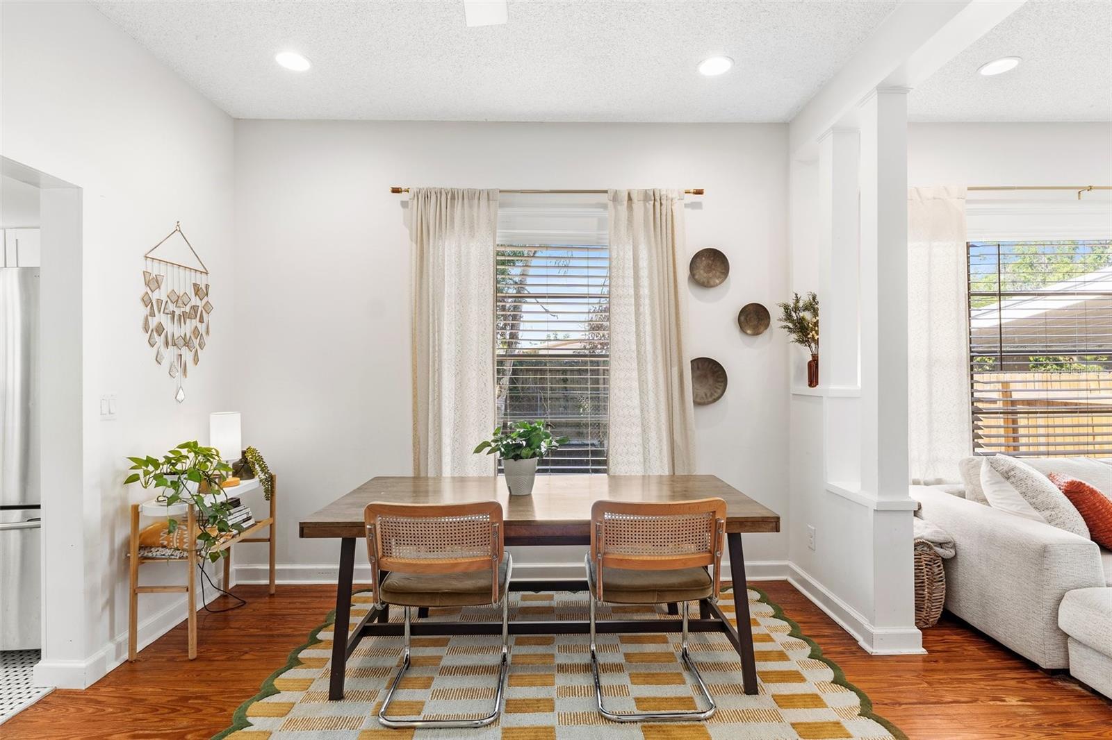 815 HAND AVE, SARASOTA, FL, 34232