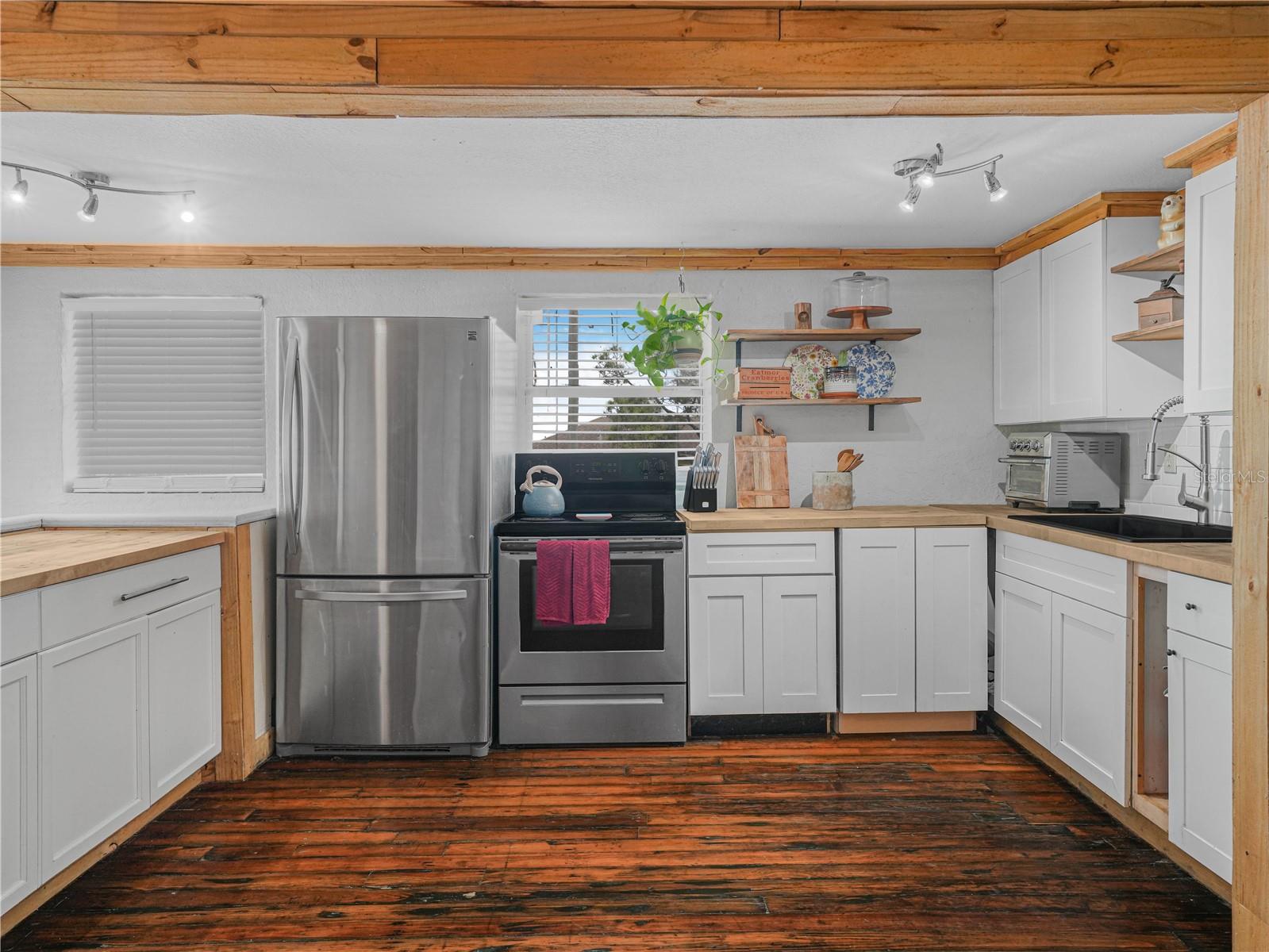 1351 SMOKEY RD, LAKE WALES, FL, 33859