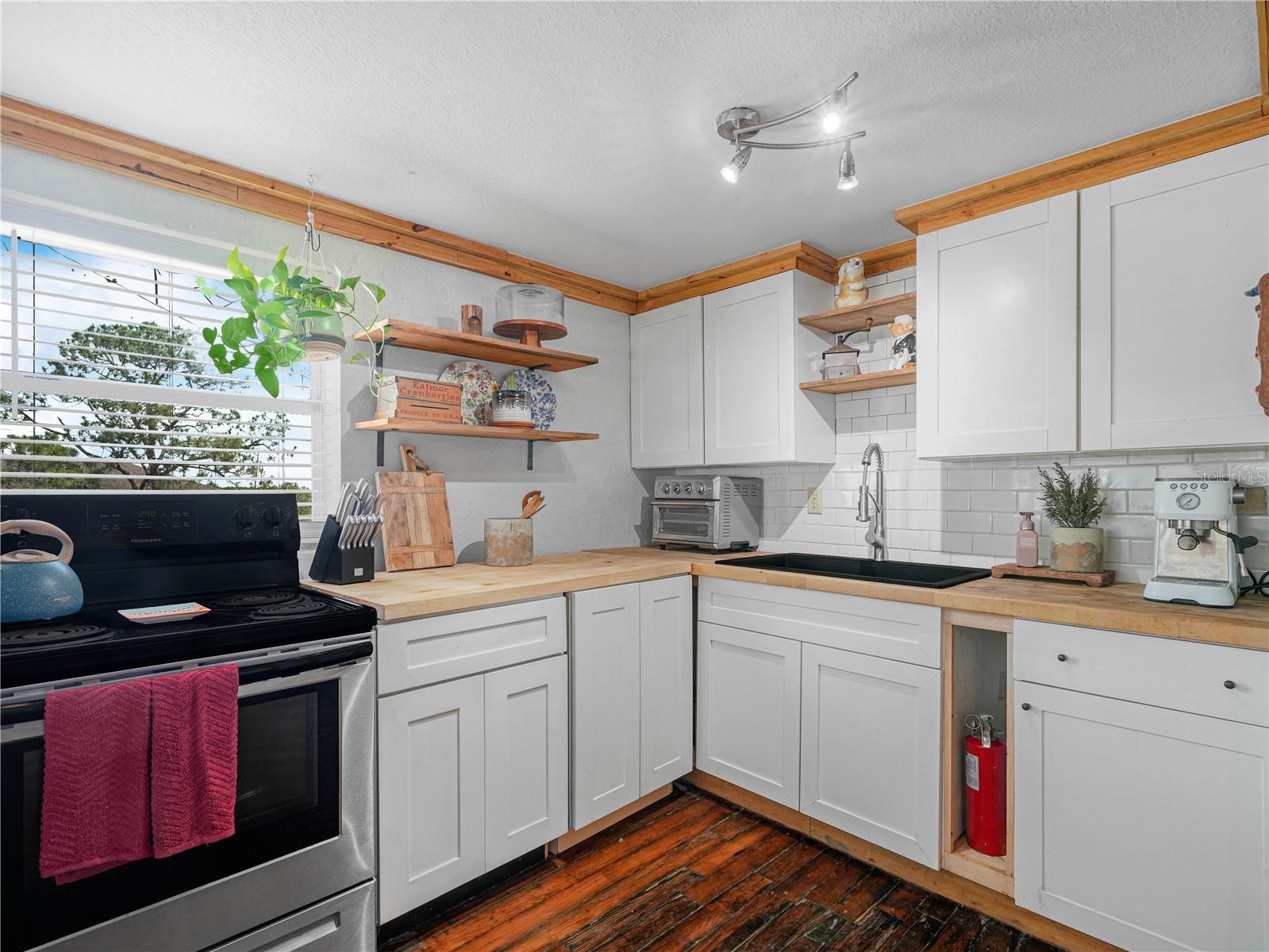 1351 SMOKEY RD, LAKE WALES, FL, 33859