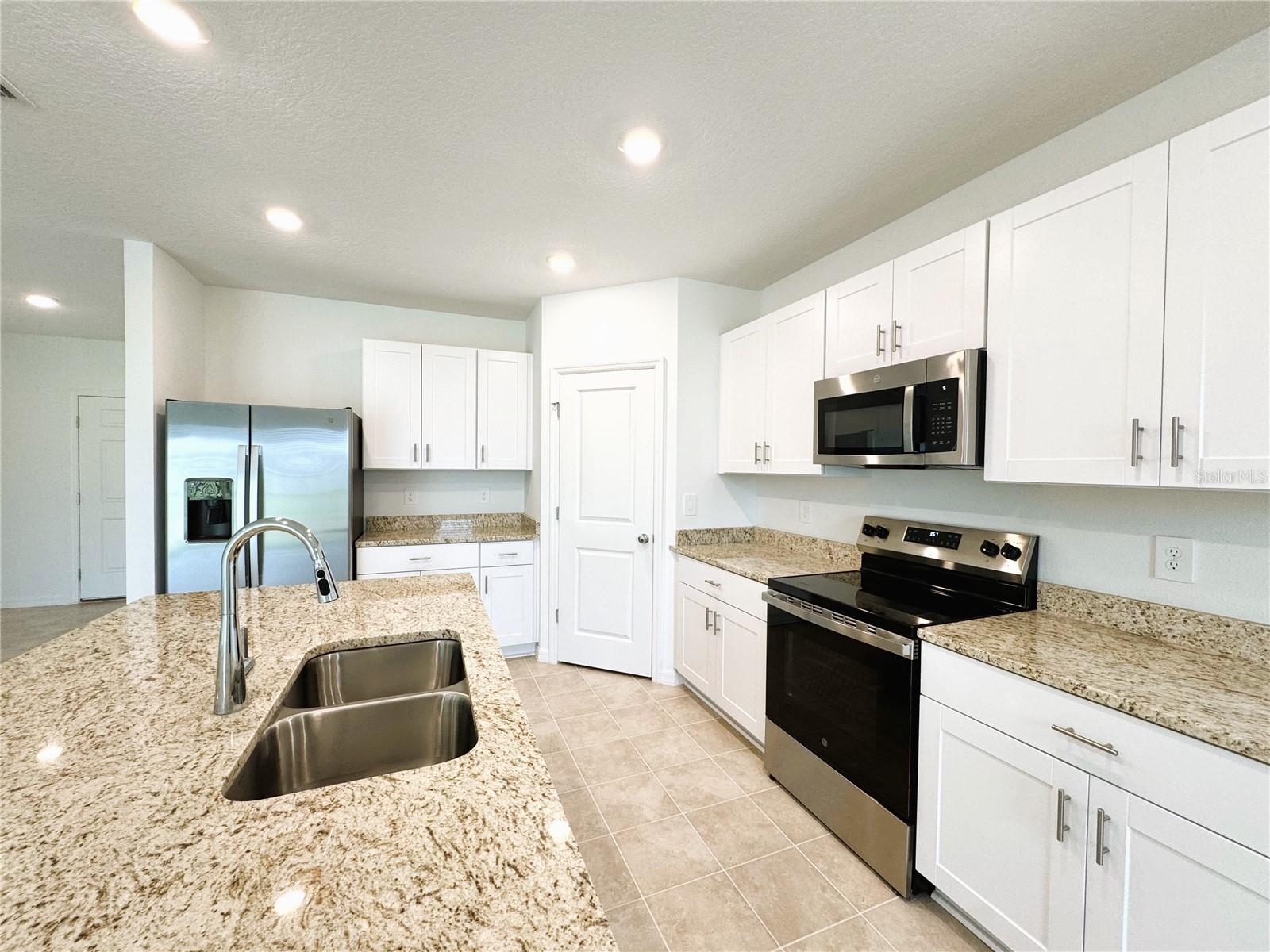 4634 YELLOW ELDER WAY, KISSIMMEE, FL, 34758