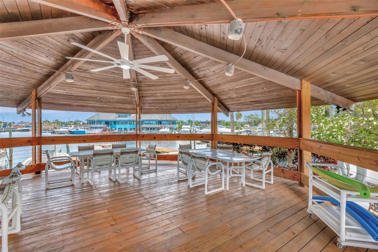 4939 FLORAMAR TER #504, NEW PORT RICHEY, FL, 34652