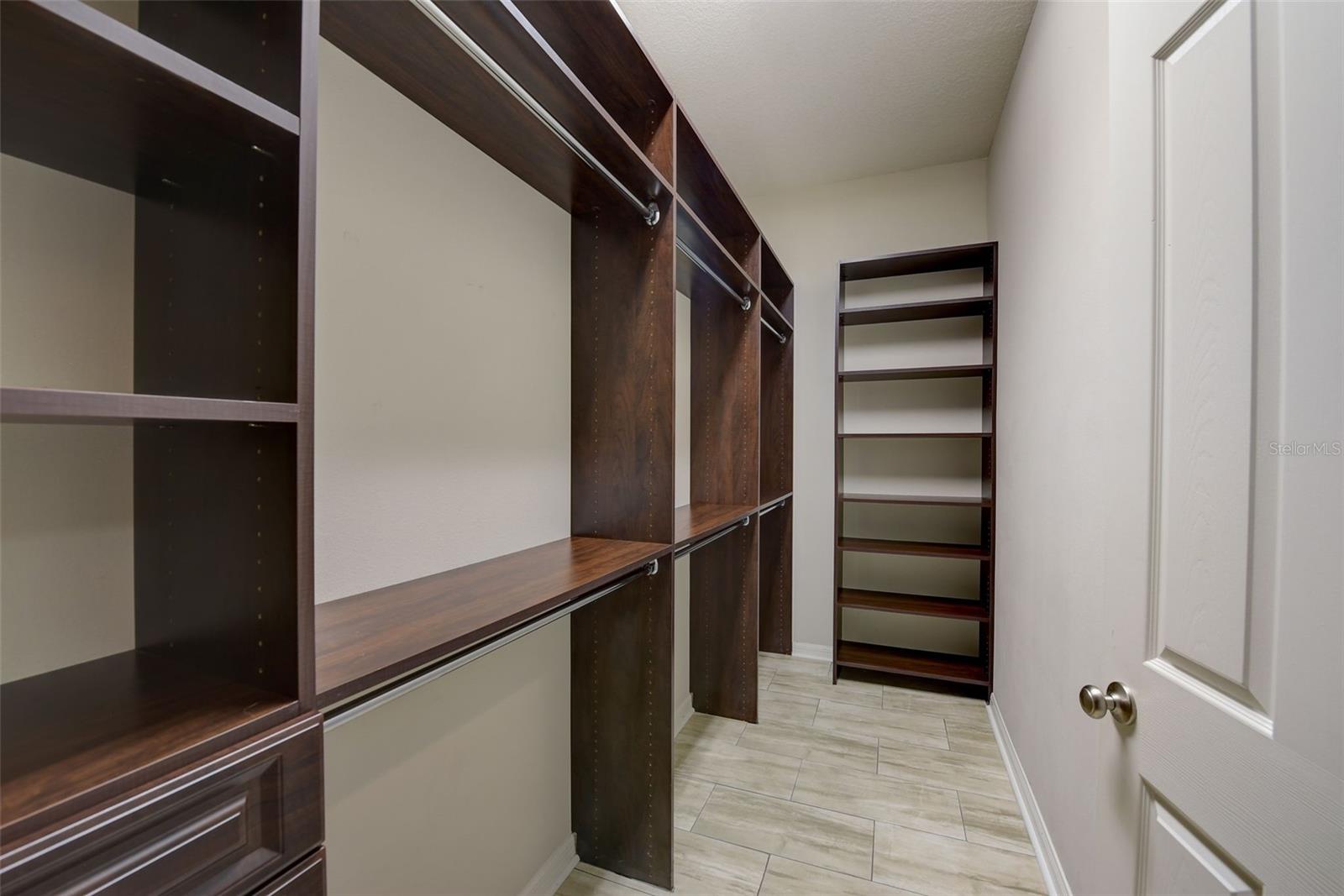 6001 ANISE DR, SARASOTA, FL, 34238