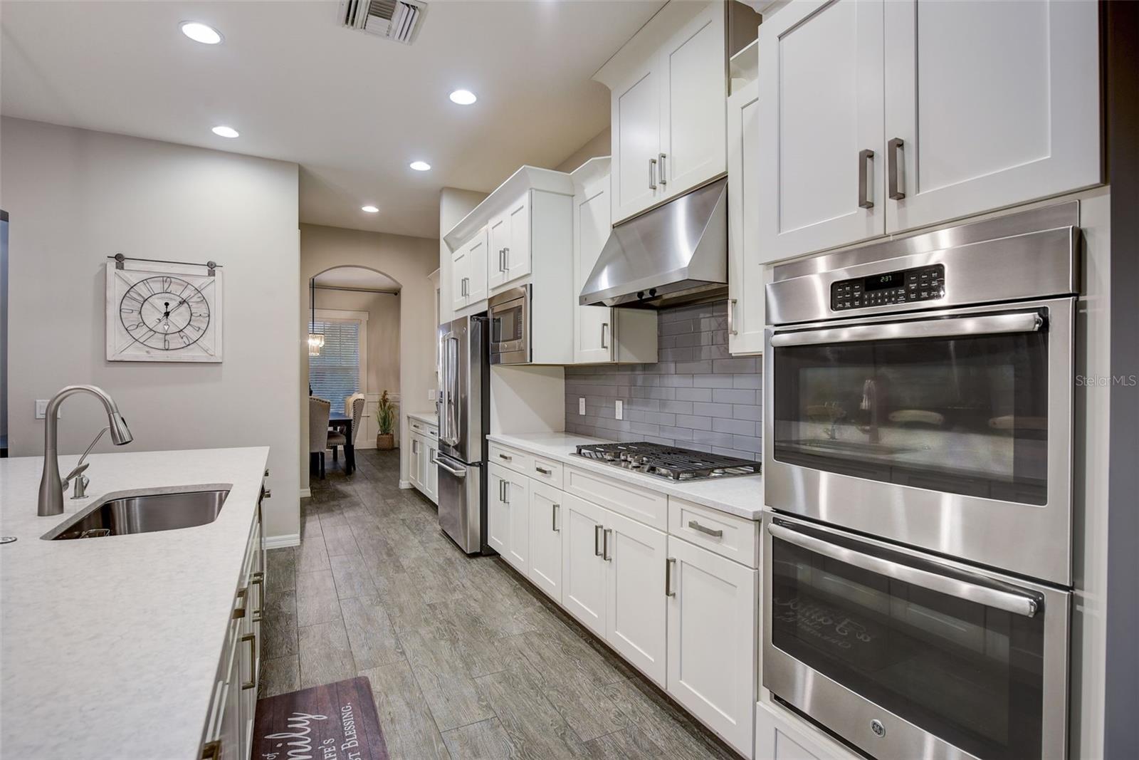 6001 ANISE DR, SARASOTA, FL, 34238