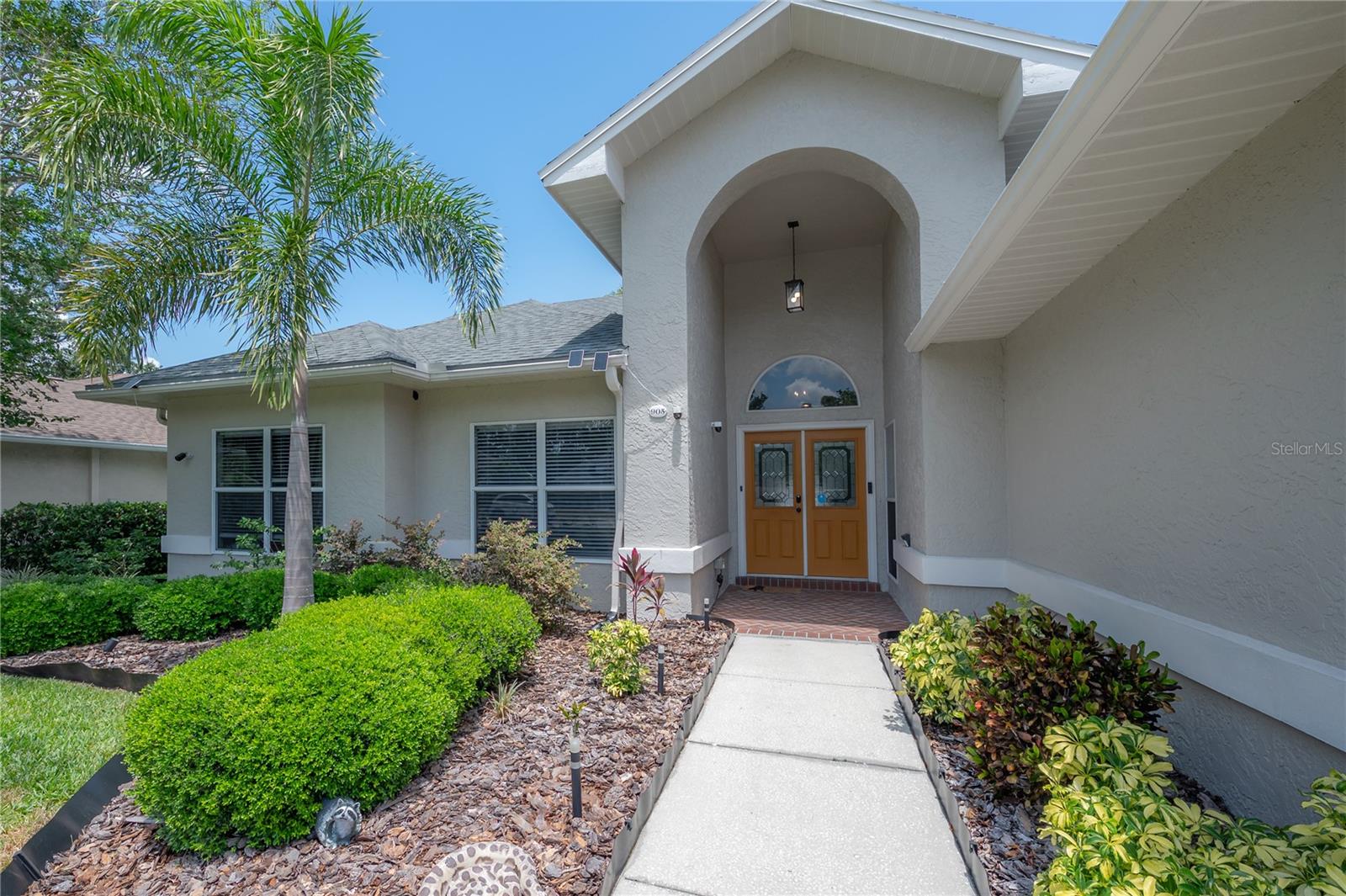 905 CLEARCREEK DR, TAMPA, FL, 33613