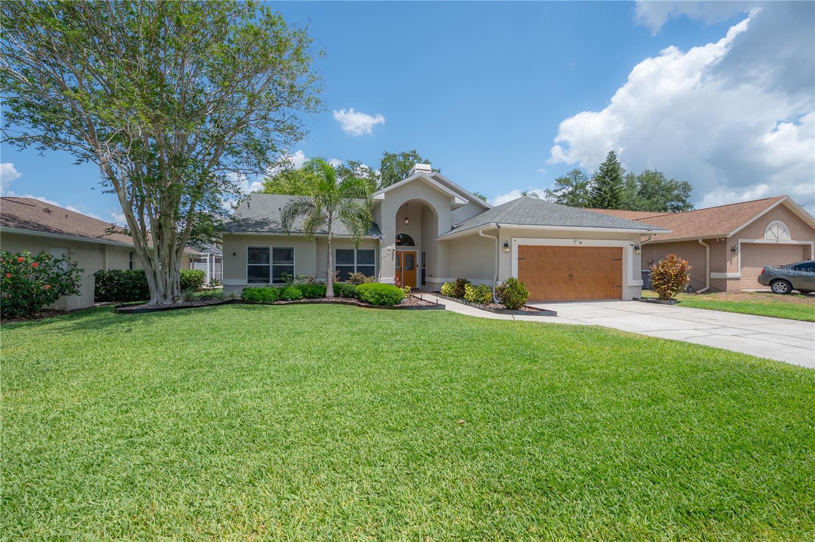 905 CLEARCREEK DR, TAMPA, FL, 33613