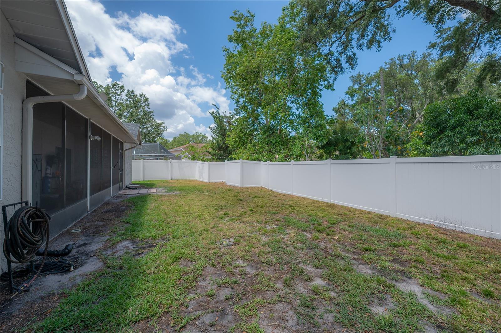 905 CLEARCREEK DR, TAMPA, FL, 33613