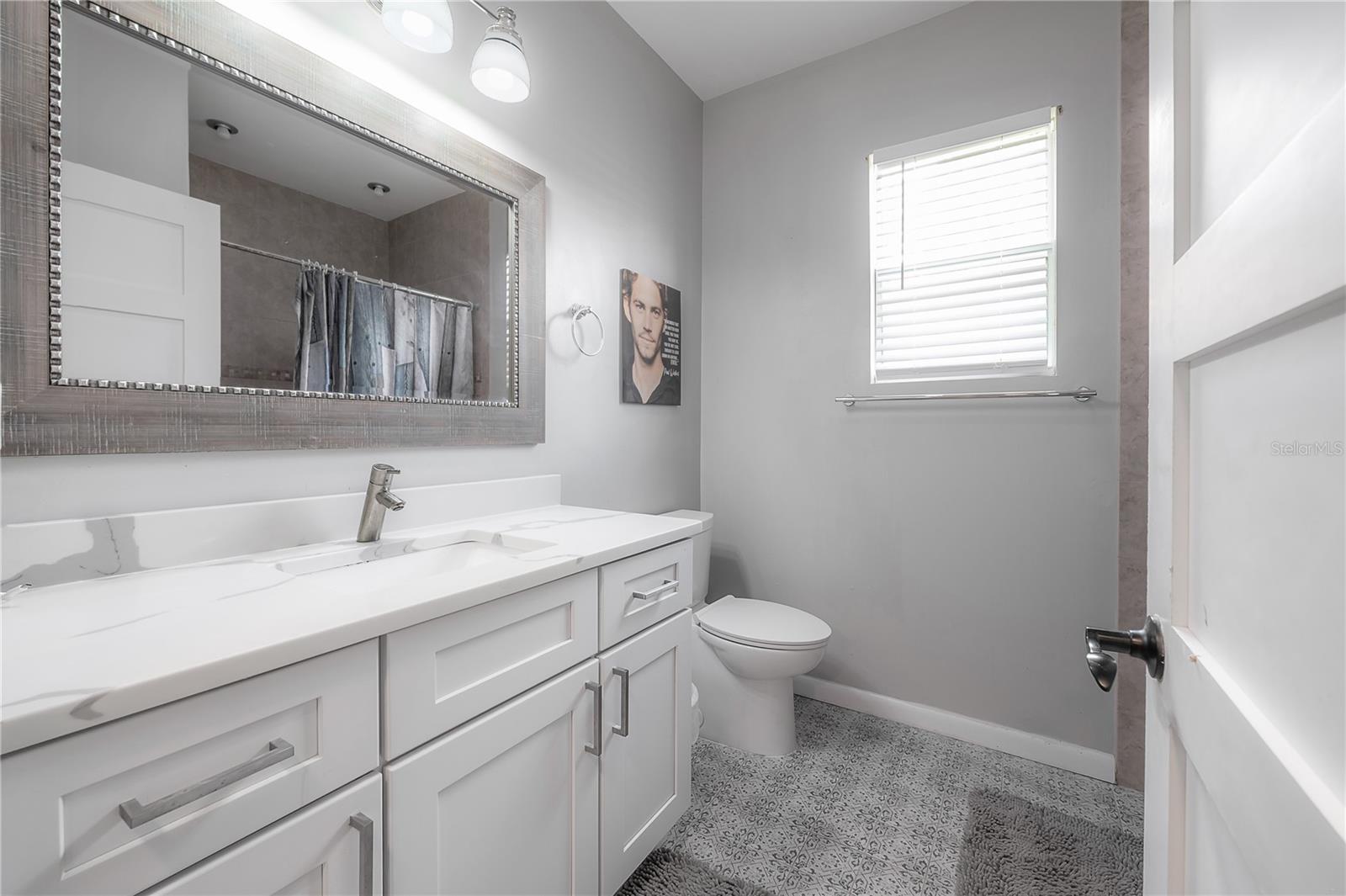 905 CLEARCREEK DR, TAMPA, FL, 33613